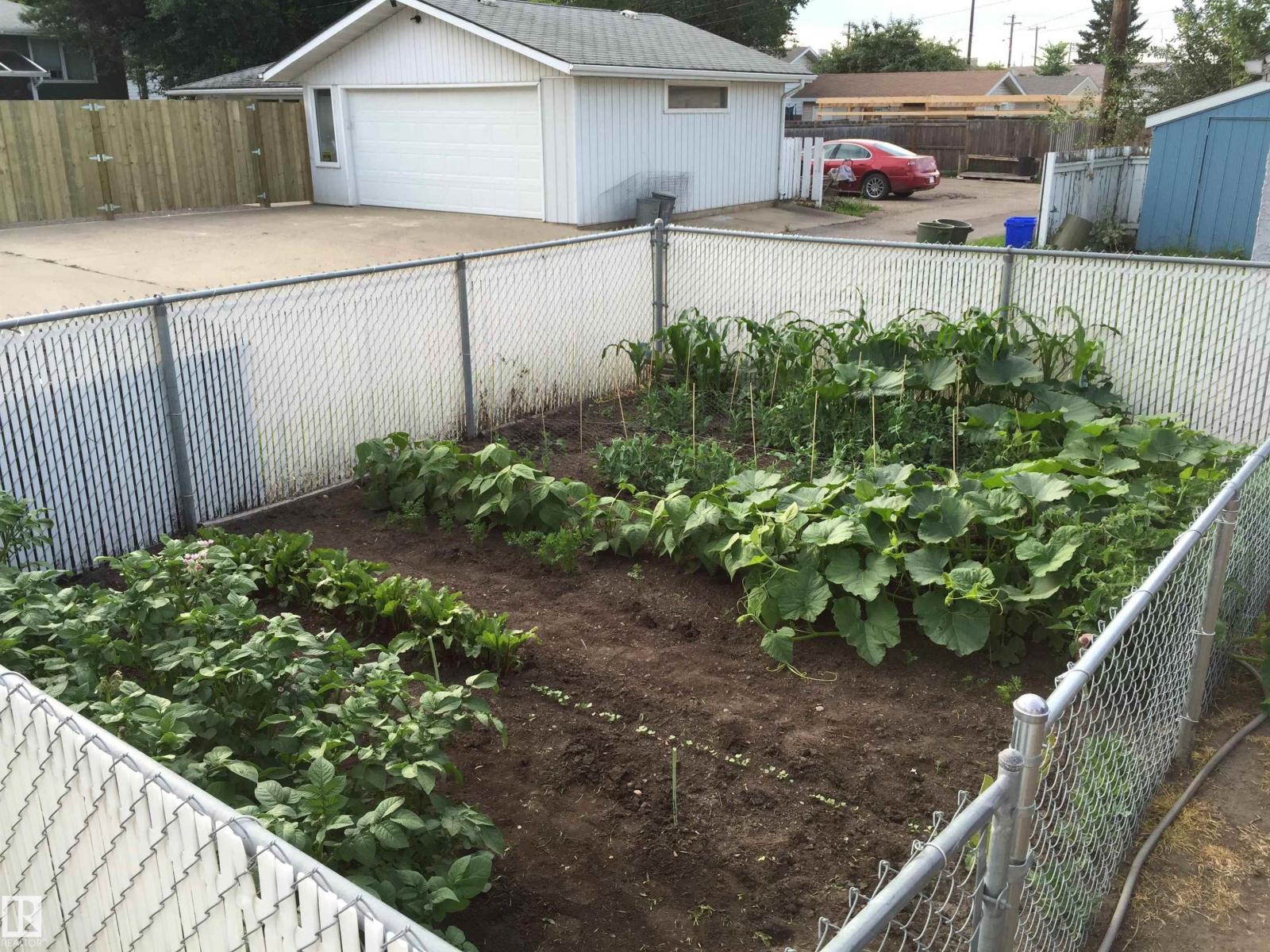 12408 89 St Nw, Edmonton, Alberta  T5B 3W9 - Photo 45 - E4471227