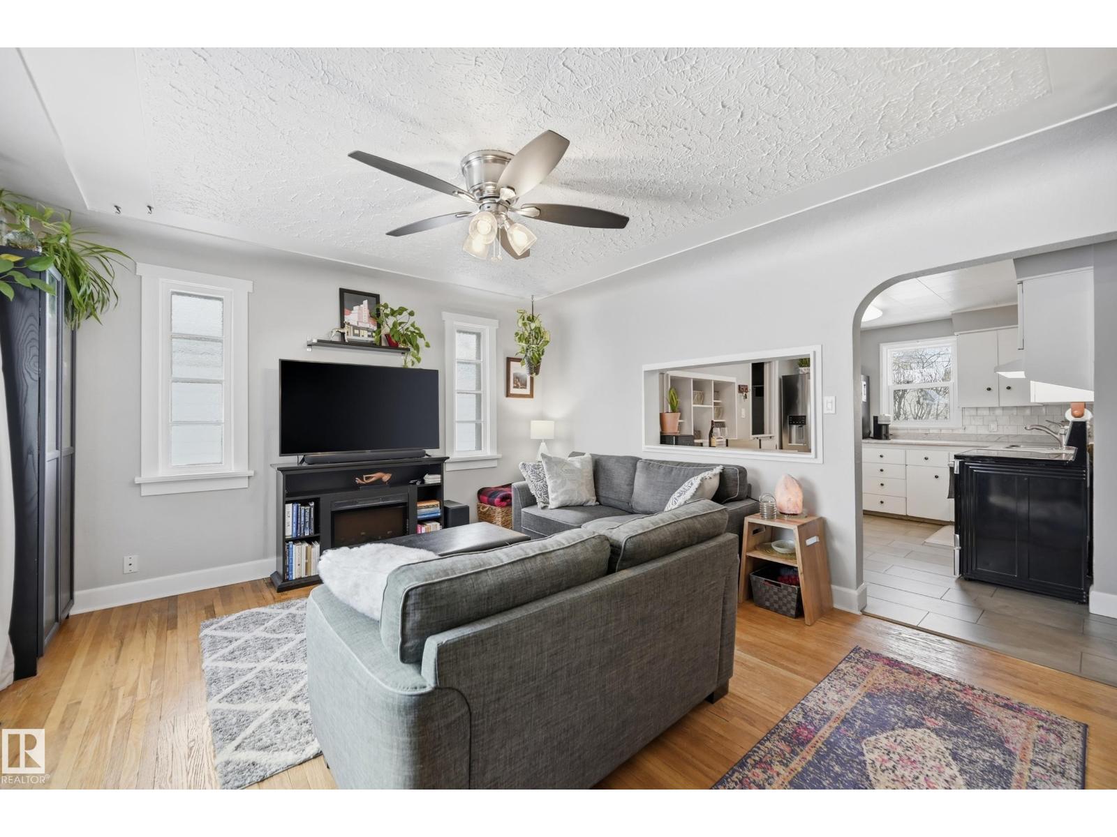 12408 89 St Nw, Edmonton, Alberta  T5B 3W9 - Photo 6 - E4471227