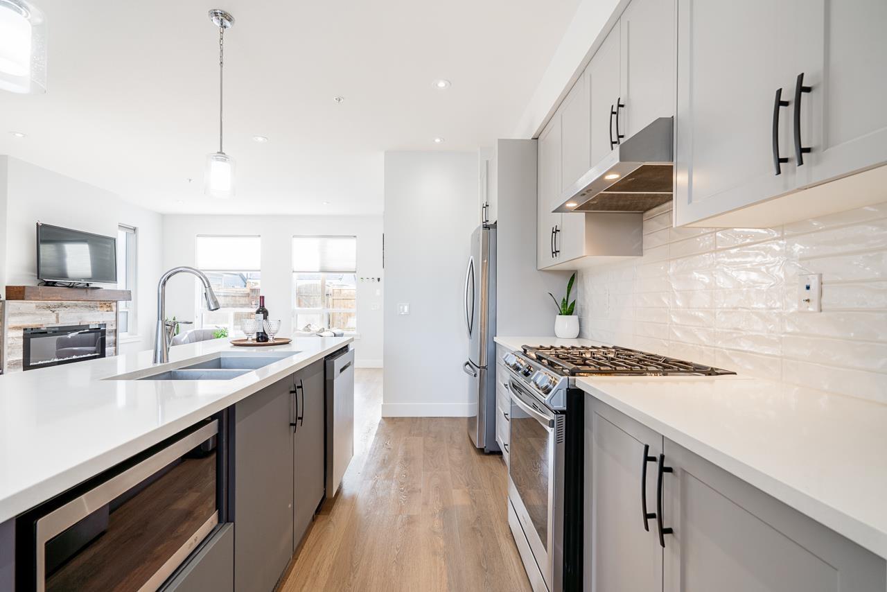 20484 78 Avenue, Langley, British Columbia  V2Y 4K3 - Photo 6 - R3083781