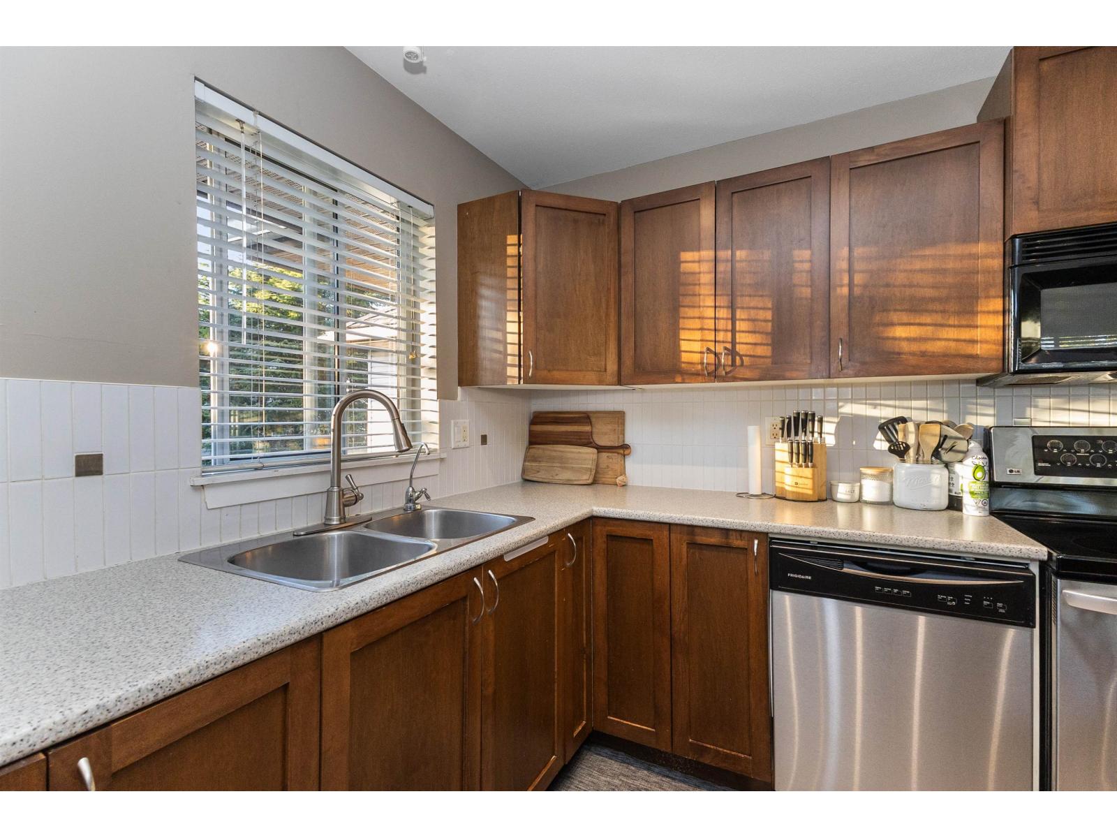 315 32725 George Ferguson Way, Abbotsford, British Columbia  V2T 5M5 - Photo 3 - R3083912