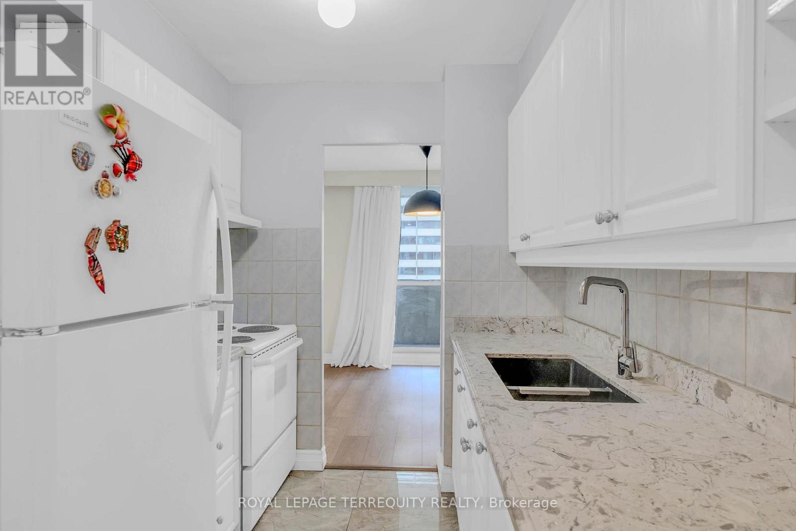 1703 - 1 Massey Square, Toronto, Ontario  M4C 5L4 - Photo 15 - E12734122