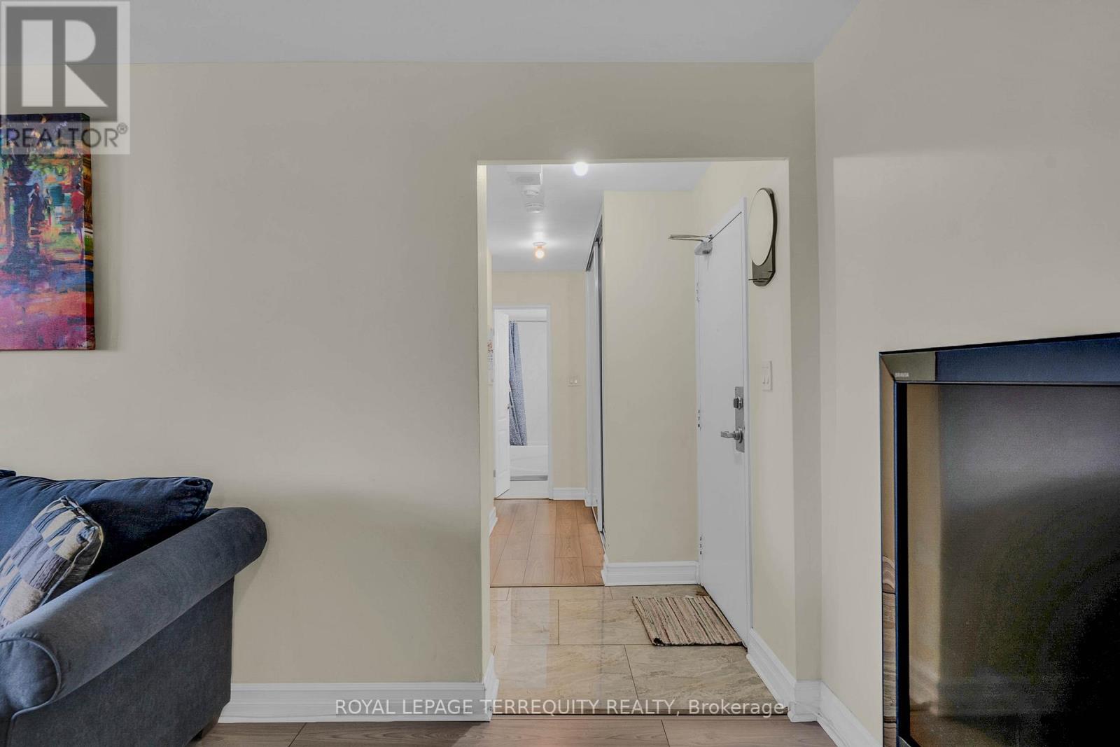1703 - 1 Massey Square, Toronto, Ontario  M4C 5L4 - Photo 6 - E12734122