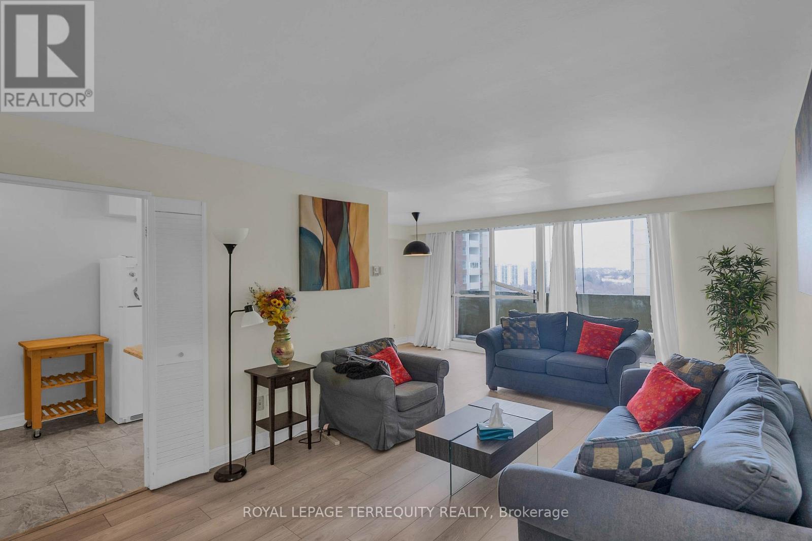 1703 - 1 Massey Square, Toronto, Ontario  M4C 5L4 - Photo 7 - E12734122