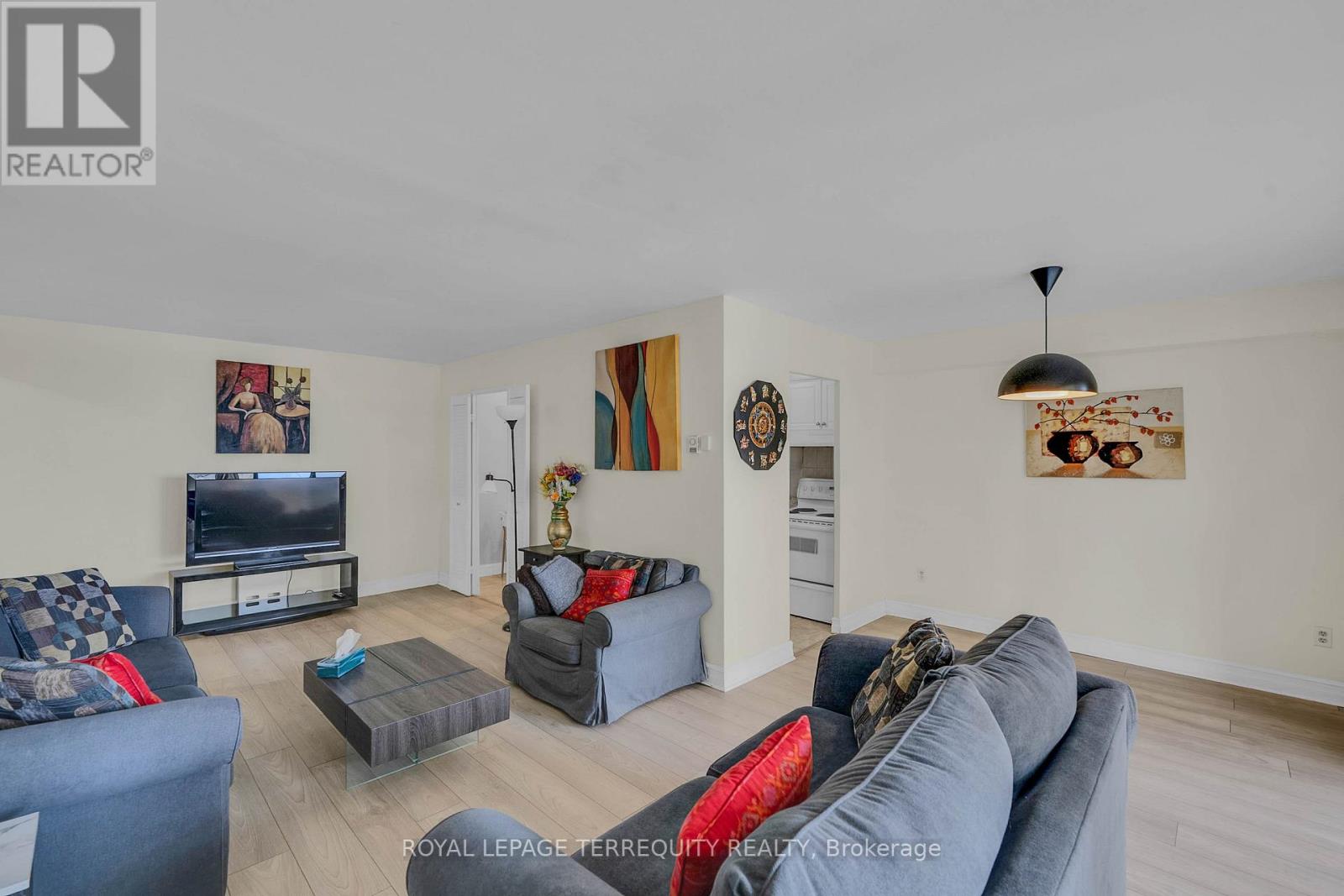 1703 - 1 Massey Square, Toronto, Ontario  M4C 5L4 - Photo 9 - E12734122