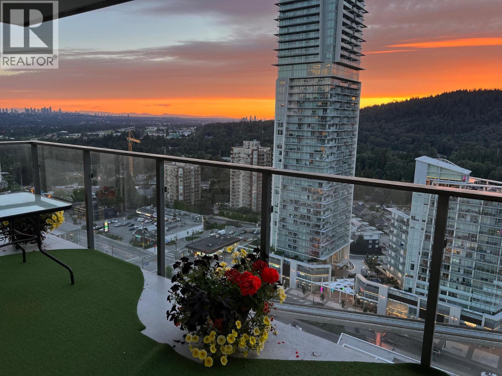 2703 570 Emerson Street, Coquitlam, British Columbia  V3J 0G3 - Photo 6 - R3083586