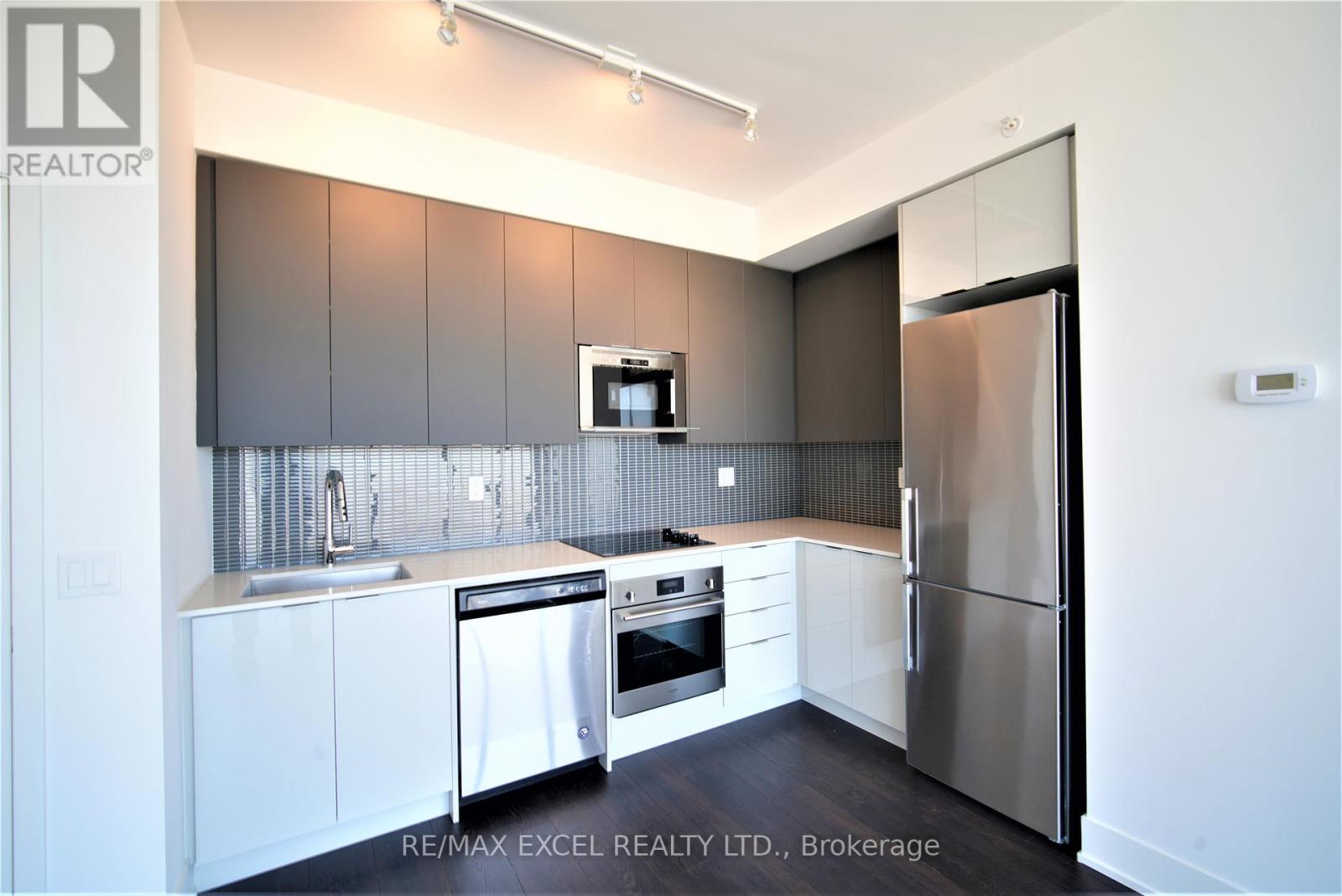 2607 - 2908 Highway 7 Road, Vaughan, Ontario  L4K 1V5 - Photo 10 - N12734070