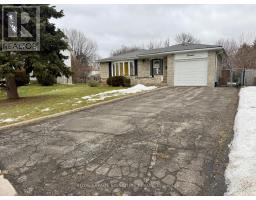 14 GRASSINGTON COURT, Brampton, Ontario