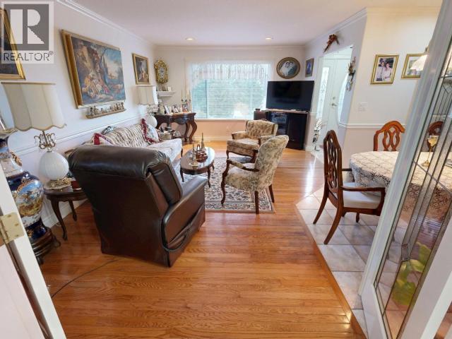 6945 Retaskit Crt, Powell River, British Columbia   - Photo 10 - 19606