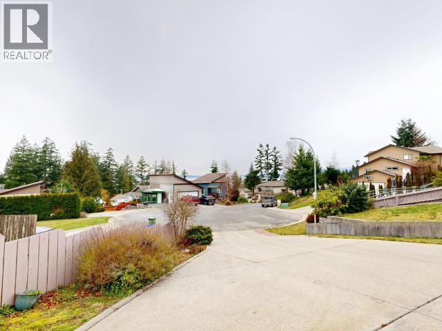 6945 Retaskit Crt, Powell River, British Columbia   - Photo 28 - 19606