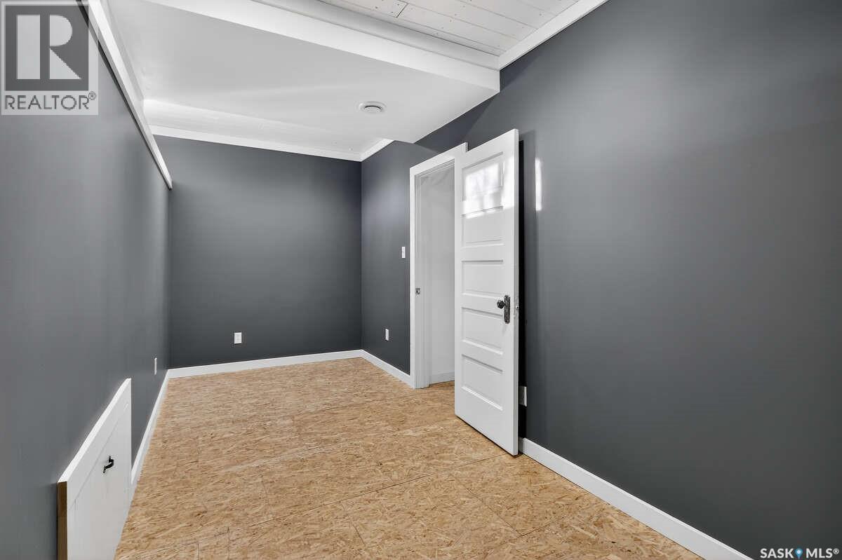 313 7th Street, Saskatoon, Saskatchewan  S7H 0X2 - Photo 16 - SK027517