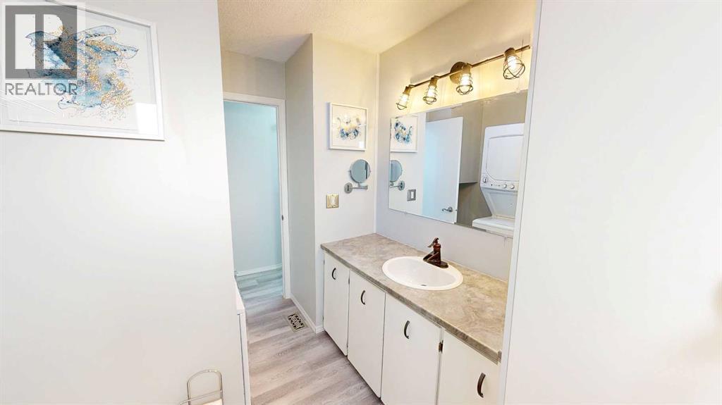 31, 2248 Southview Drive Se, Medicine Hat, Alberta  T1B 1R3 - Photo 22 - A2276890