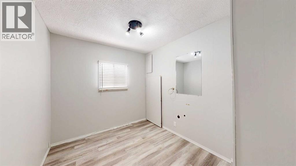 31, 2248 Southview Drive Se, Medicine Hat, Alberta  T1B 1R3 - Photo 23 - A2276890