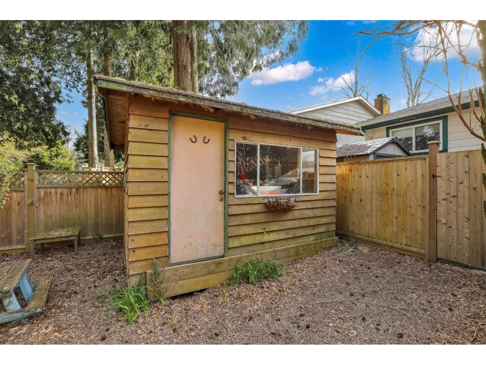 1554 Stevens Street, White Rock, British Columbia  V4B 4Y5 - Photo 11 - R3083827