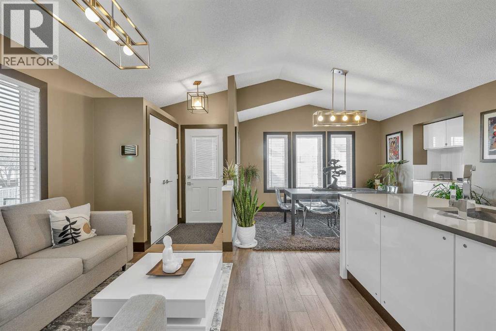 210 Copperstone Grove Se, Calgary, Alberta  T2Z 4X7 - Photo 10 - A2278295