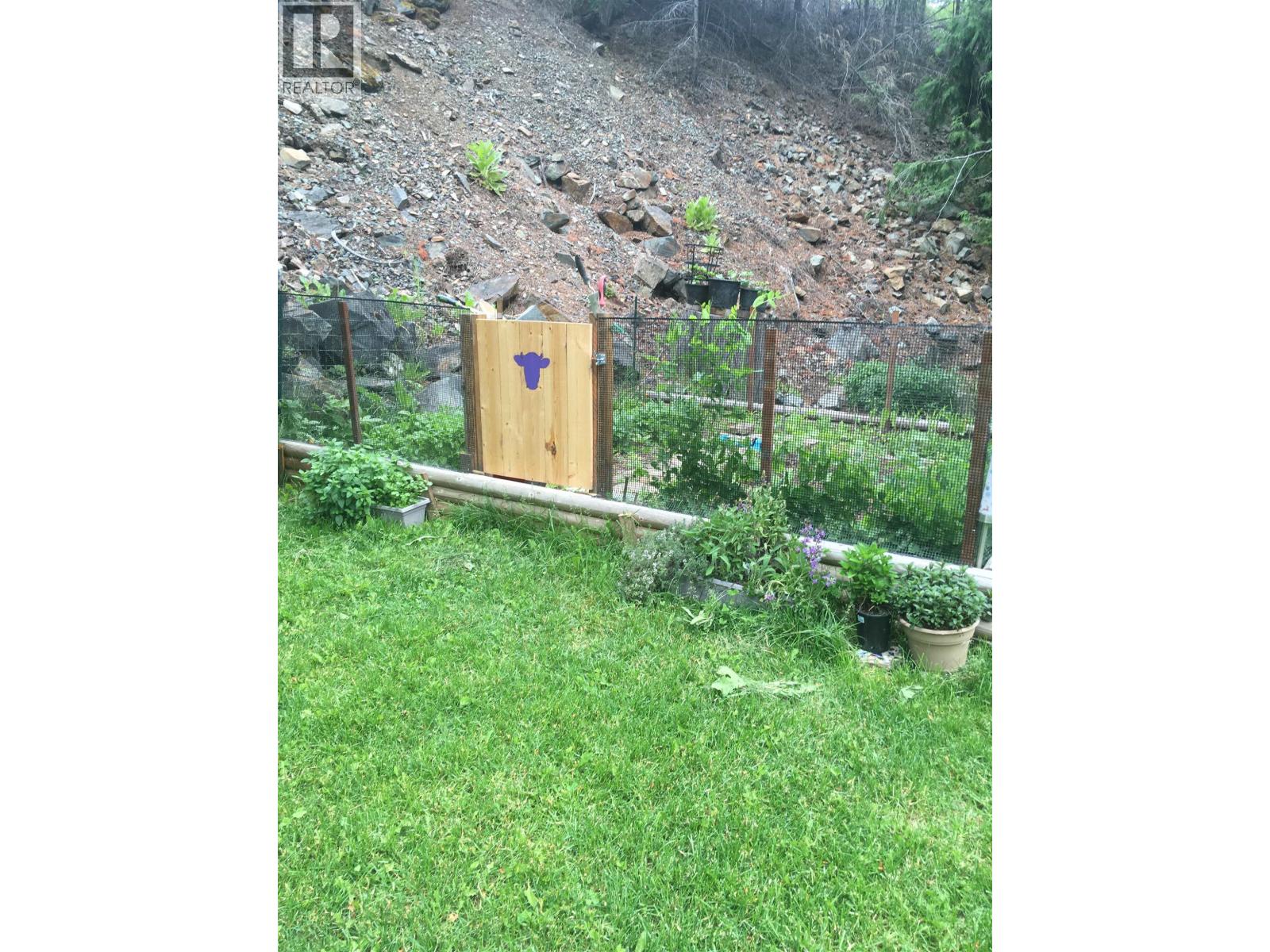 9245 Pemberton Portage Road, D'arcy, British Columbia  V0N 1L0 - Photo 40 - R3083387