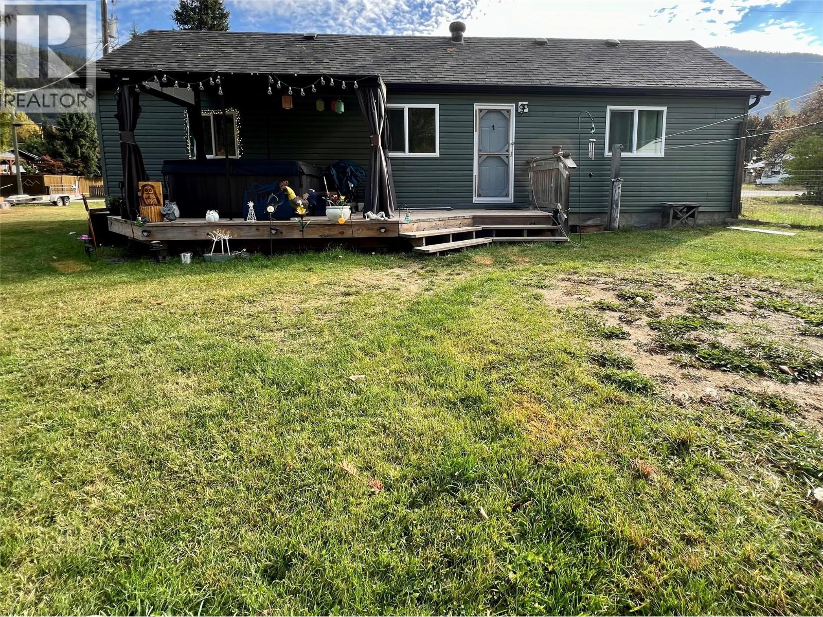 515 Main Street, Slocan, British Columbia  V0G 2C0 - Photo 36 - 10373988