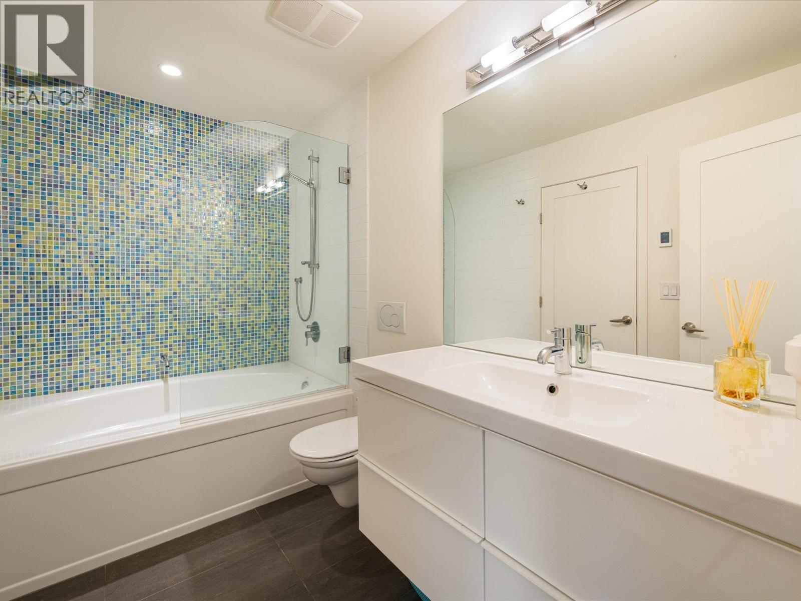 8476 Matterhorn Drive, Whistler, British Columbia  V8E 0G1 - Photo 24 - R3033207