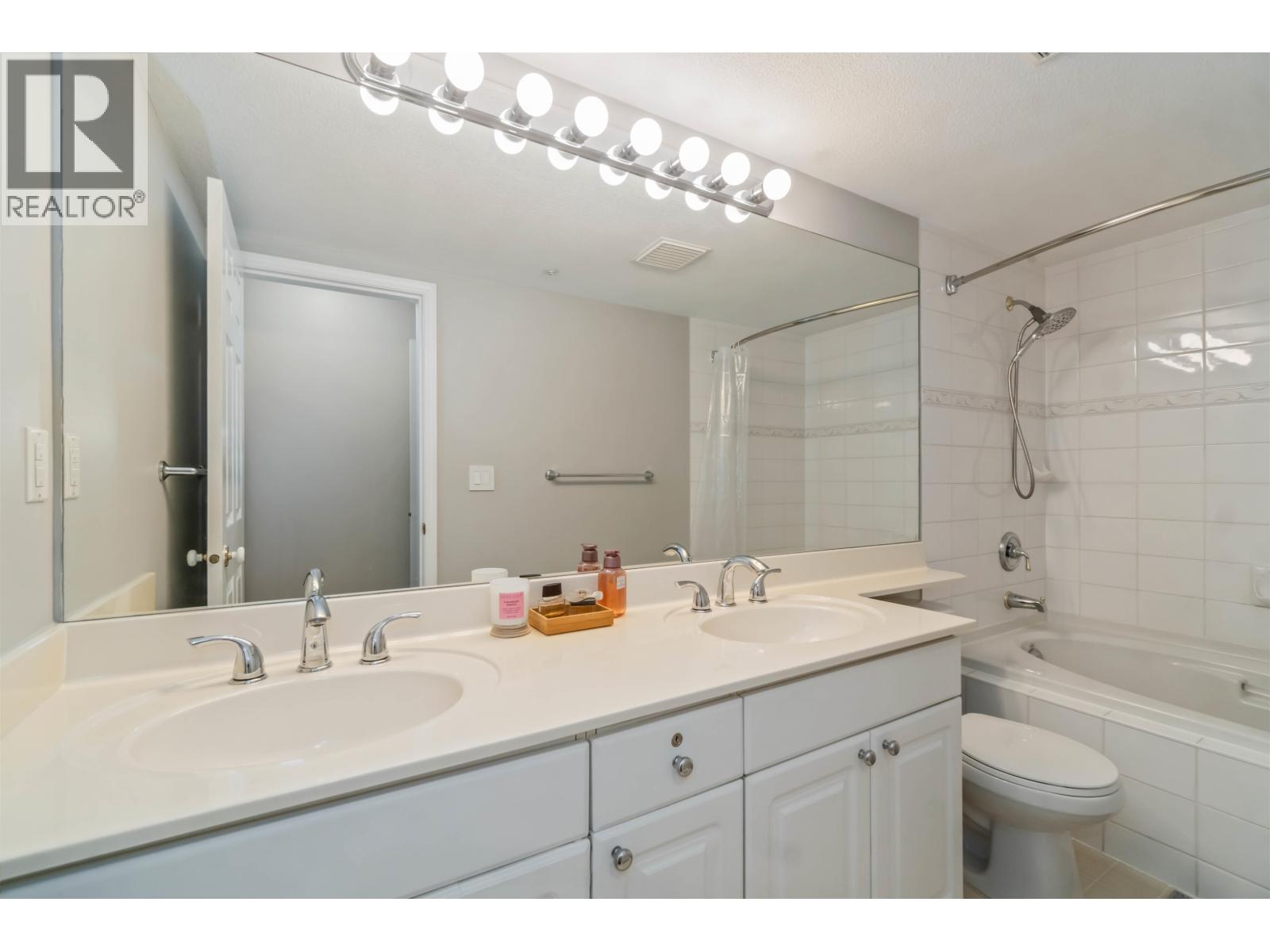 132 2980 Princess Crescent, Coquitlam, British Columbia  V3B 7R4 - Photo 17 - R3083887