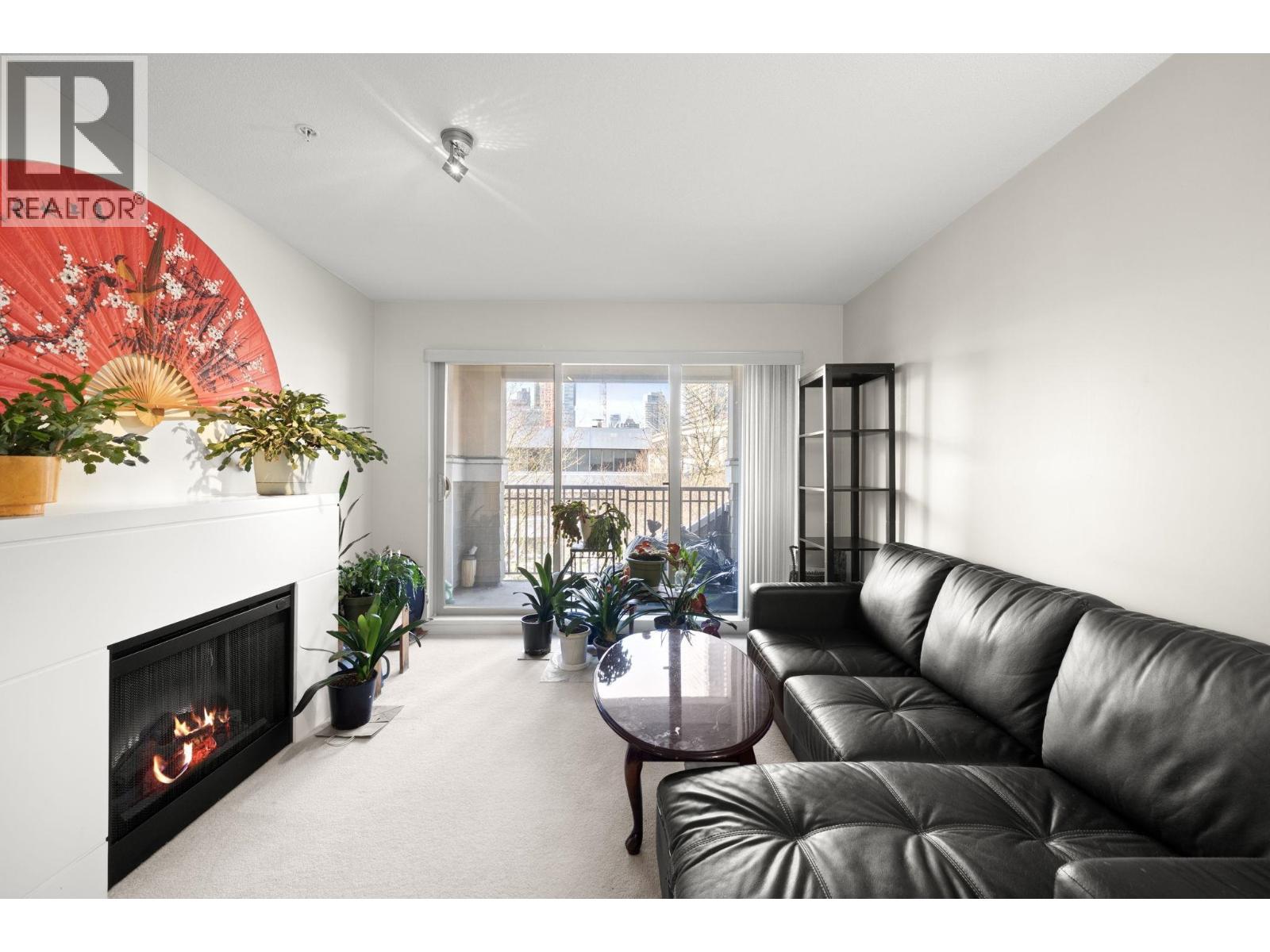 322 2088 Beta Avenue, Burnaby, British Columbia  V5C 0C8 - Photo 10 - R3083918