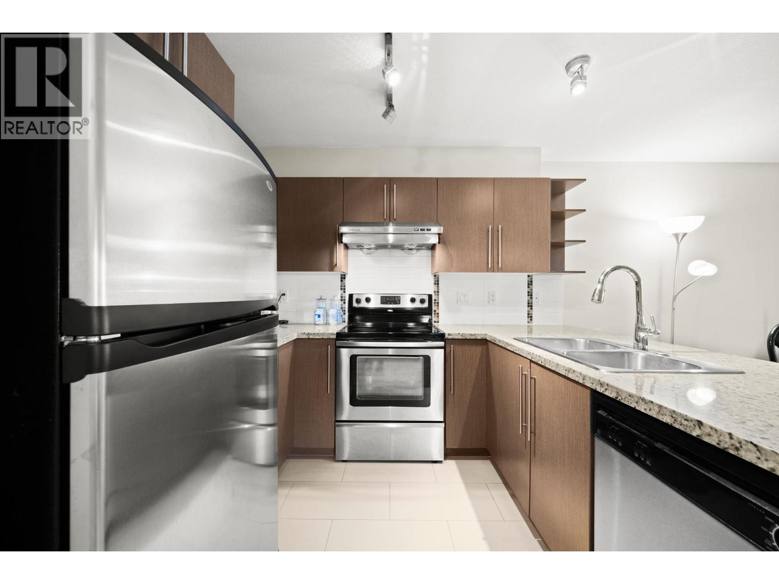 322 2088 Beta Avenue, Burnaby, British Columbia  V5C 0C8 - Photo 6 - R3083918