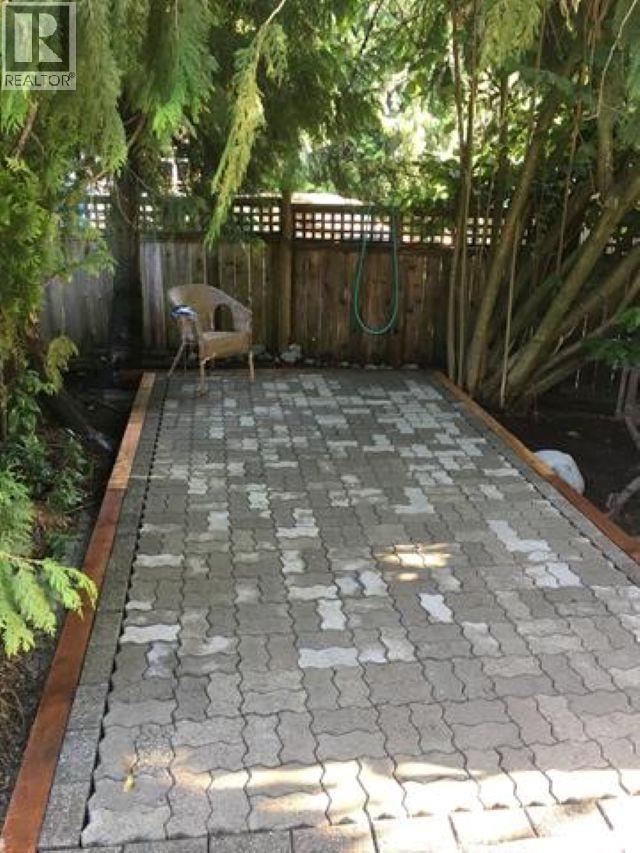 516 Webster Avenue, Coquitlam, British Columbia  V3J 2H6 - Photo 3 - R3083873