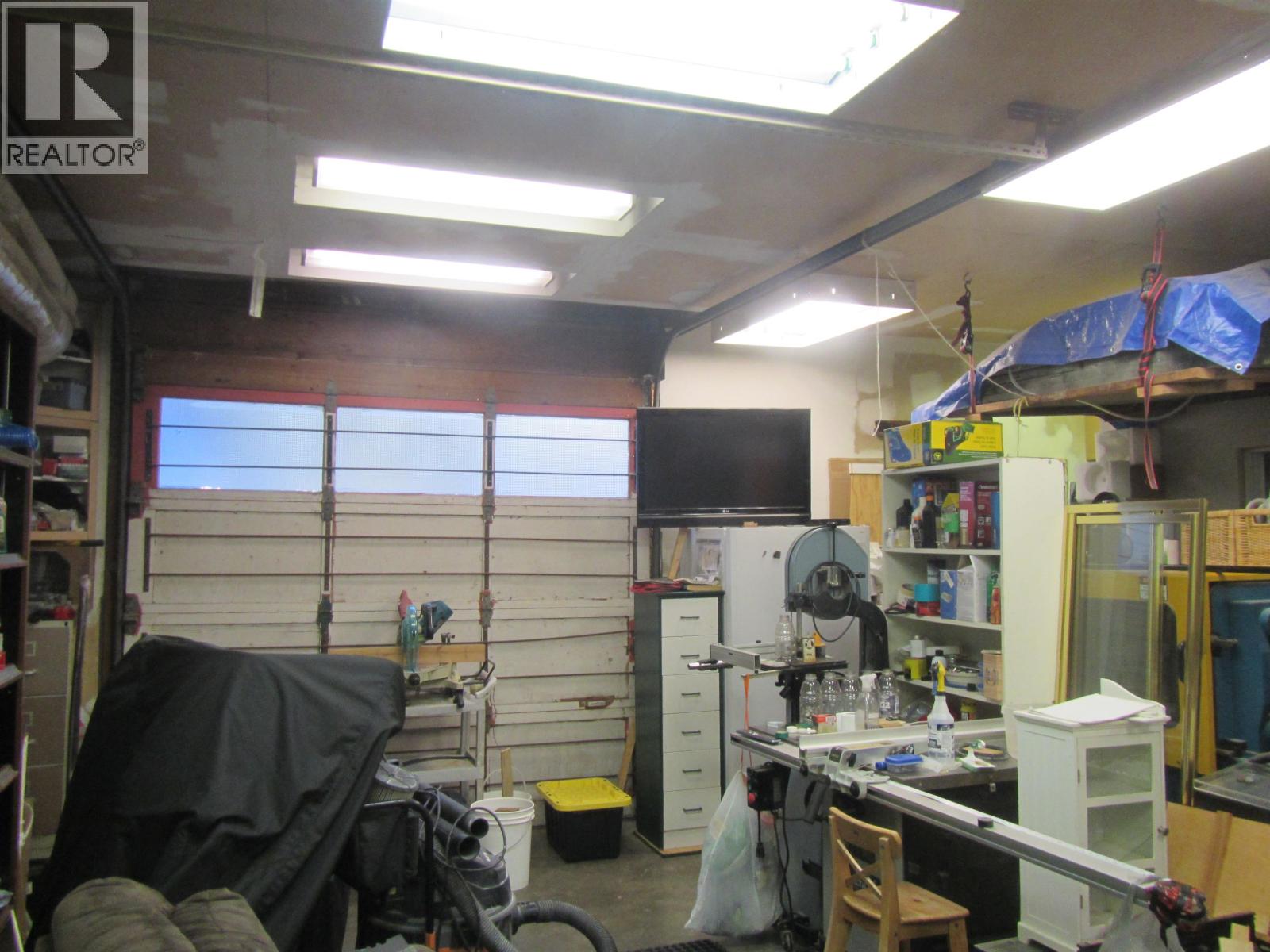 516 Webster Avenue, Coquitlam, British Columbia  V3J 2H6 - Photo 17 - R3083873