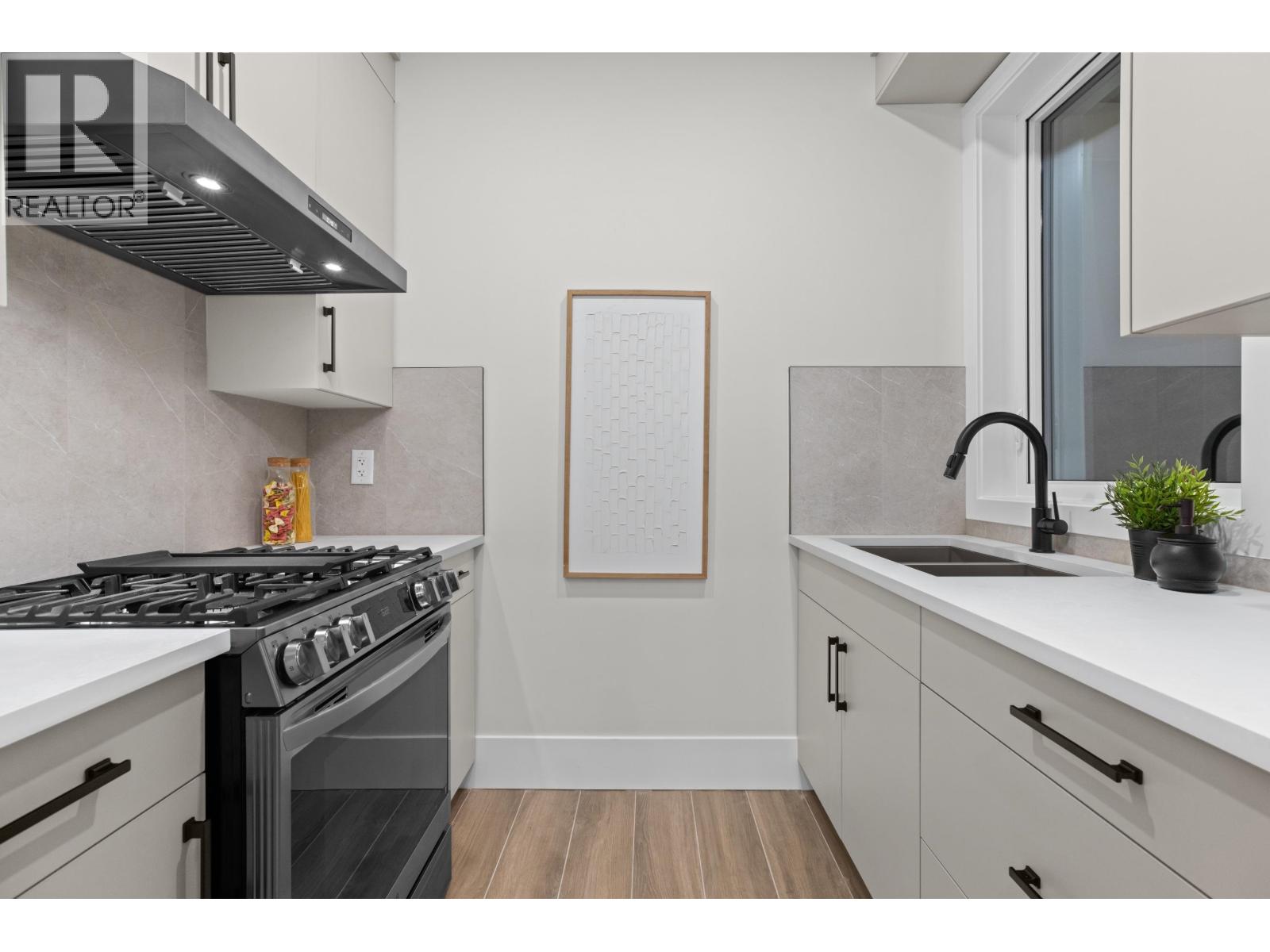 4527 46a Street, Ladner, British Columbia  V4K 2M5 - Photo 12 - R3083898