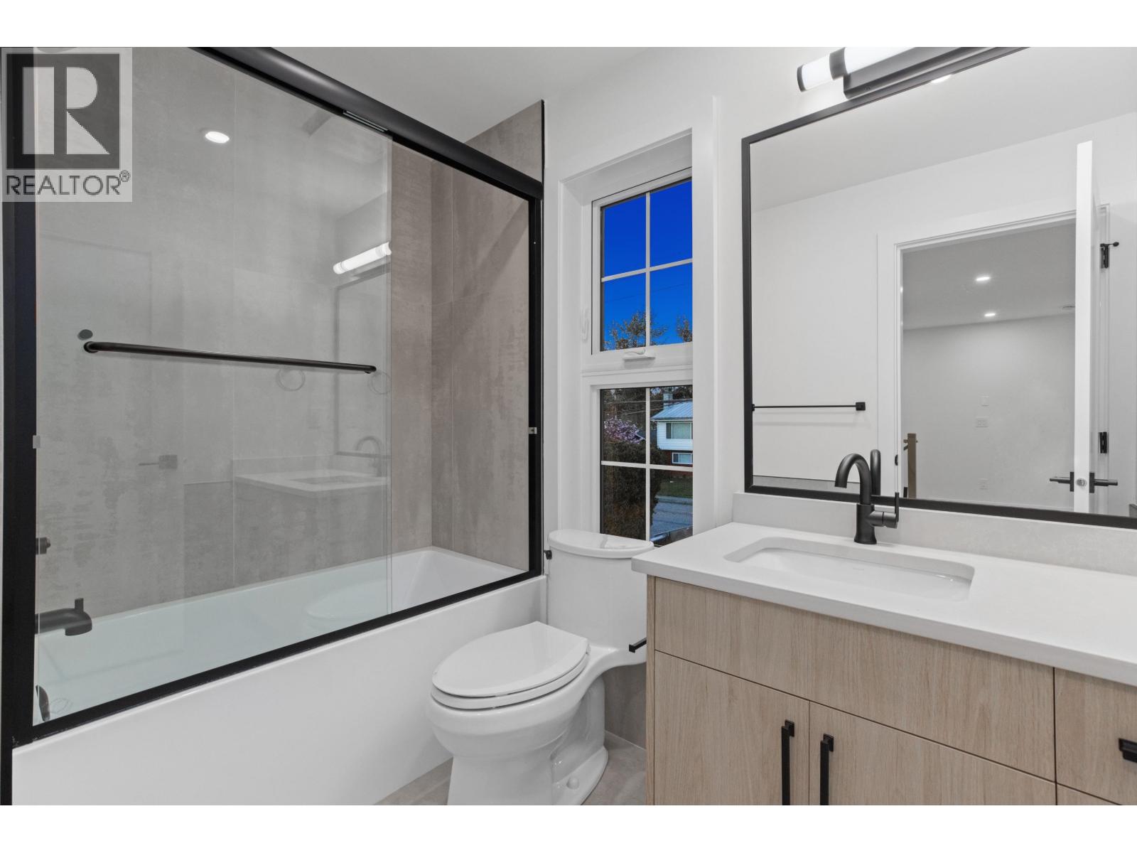 4527 46a Street, Ladner, British Columbia  V4K 2M5 - Photo 24 - R3083898