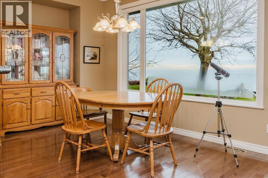 1537 Mccullough Road, Sechelt, British Columbia  V7Z 0A5 - Photo 20 - R3083899