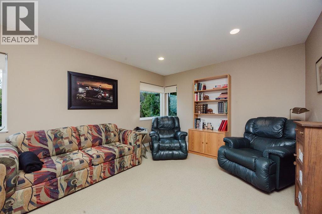 1537 Mccullough Road, Sechelt, British Columbia  V7Z 0A5 - Photo 28 - R3083899