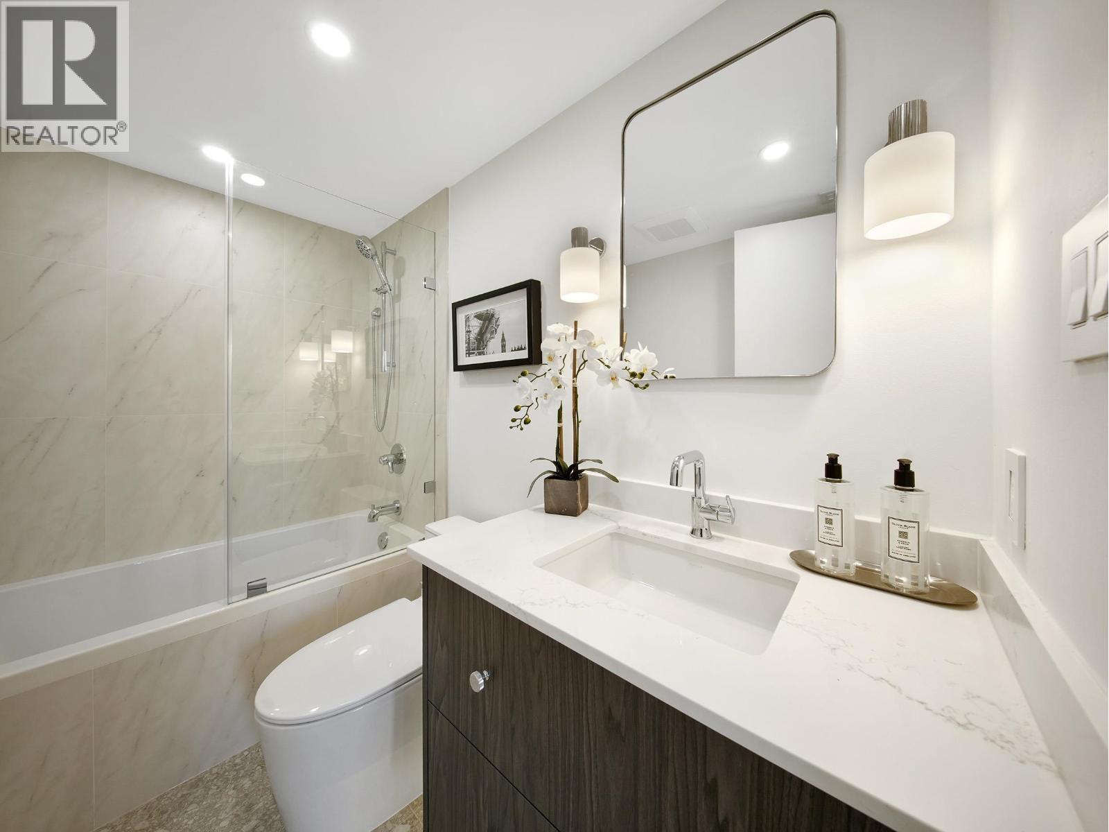 3309 939 Homer Street, Vancouver, British Columbia  V6B 2W6 - Photo 12 - R3075835