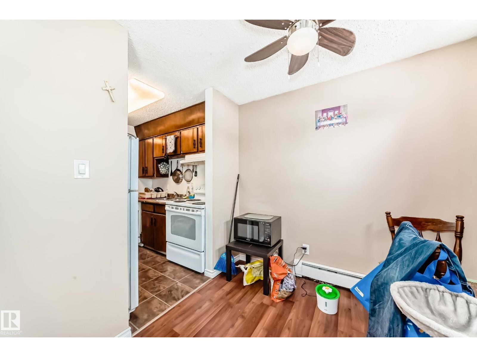 #305 10615 156 St Nw, Edmonton, Alberta  T5P 2S2 - Photo 8 - E4471228