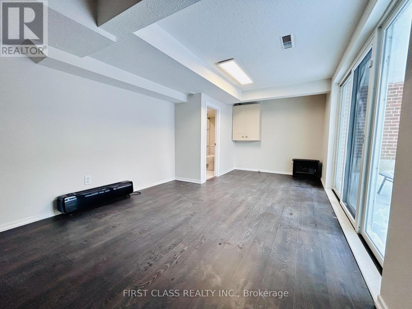 32 Scenic Mill Way, Toronto, Ontario  M2L 1S5 - Photo 24 - C12734150