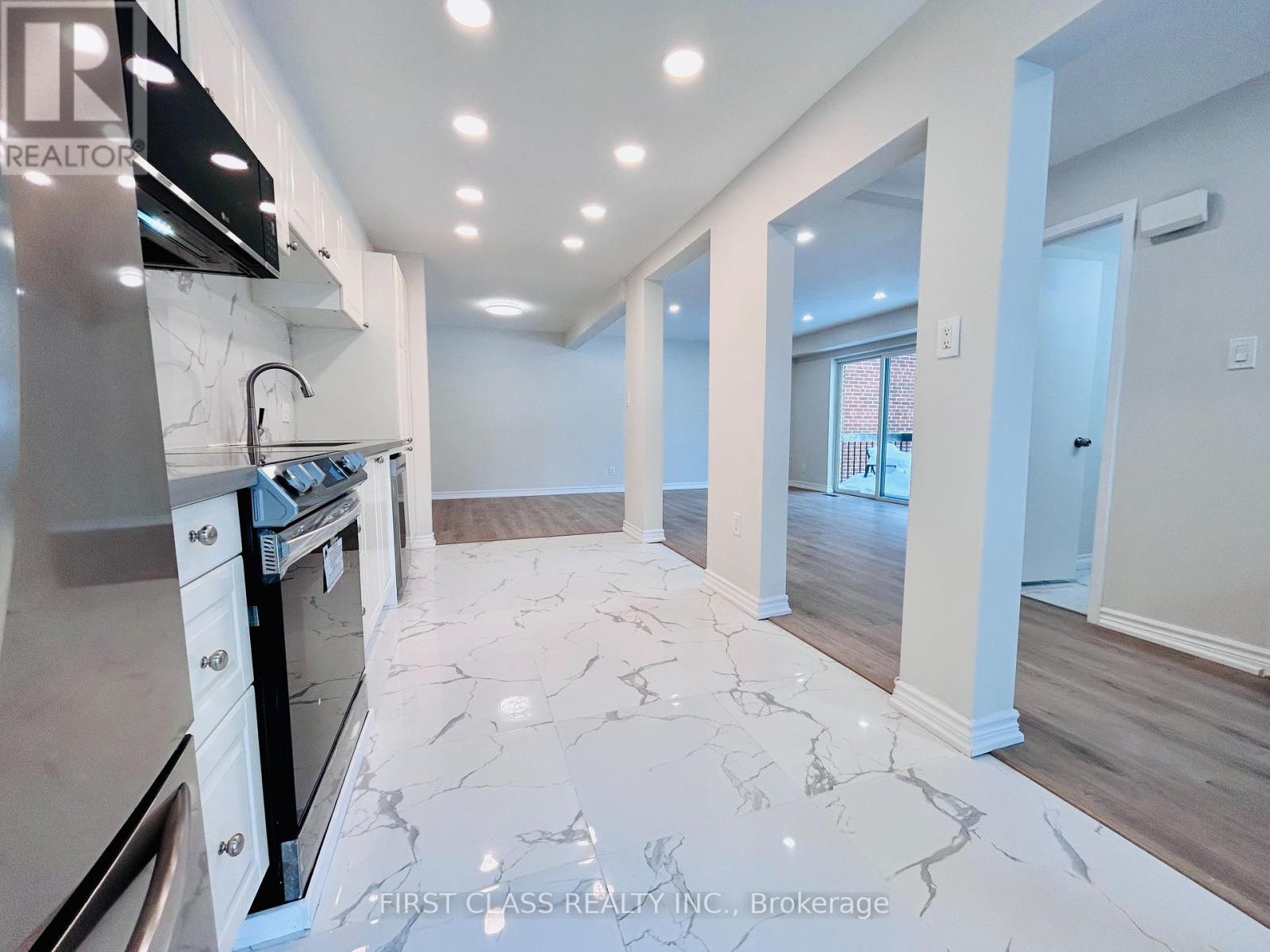 32 Scenic Mill Way, Toronto, Ontario  M2L 1S5 - Photo 8 - C12734150