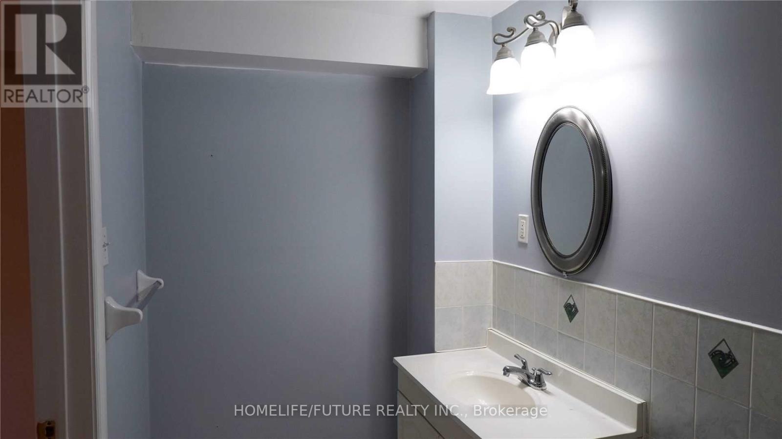 Bsmt - 1881 Fairport Road, Pickering, Ontario  L1V 1T5 - Photo 6 - E12734144