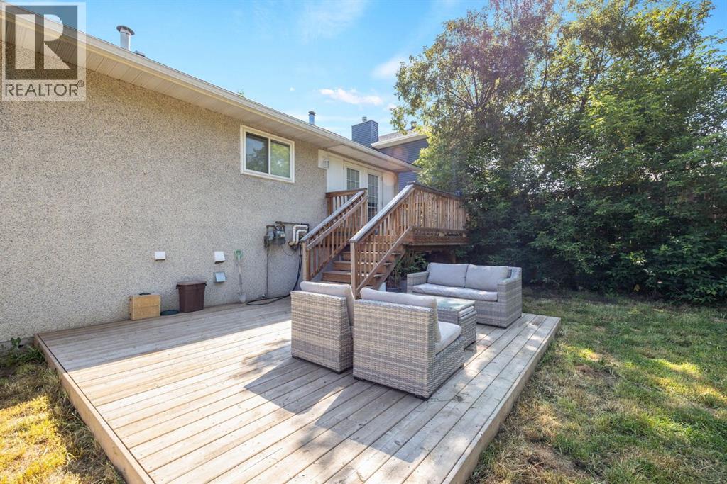 525 Beacon Hill Drive, Fort Mcmurray, Alberta  T9H 2R4 - Photo 23 - A2252327