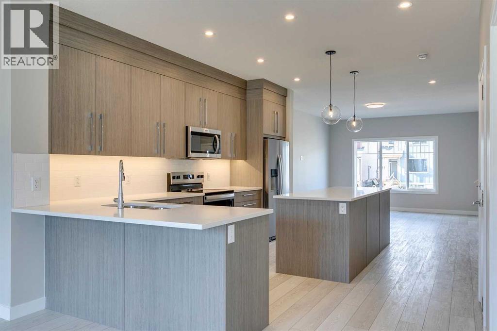 642 & 646 Rangeview Street Se, Calgary, Alberta  T3M 2K1 - Photo 10 - A2276414