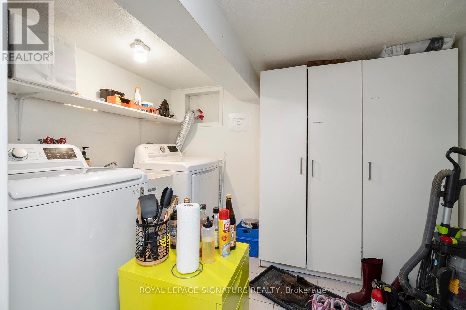 215 Yarmouth Road, Toronto, Ontario  M6G 1X5 - Photo 42 - W12734134