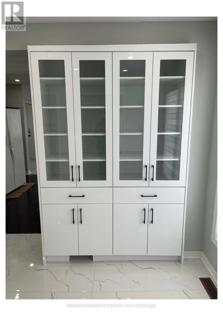 55 Secord Crescent, Brampton, Ontario  L6X 4Y8 - Photo 10 - W12734148