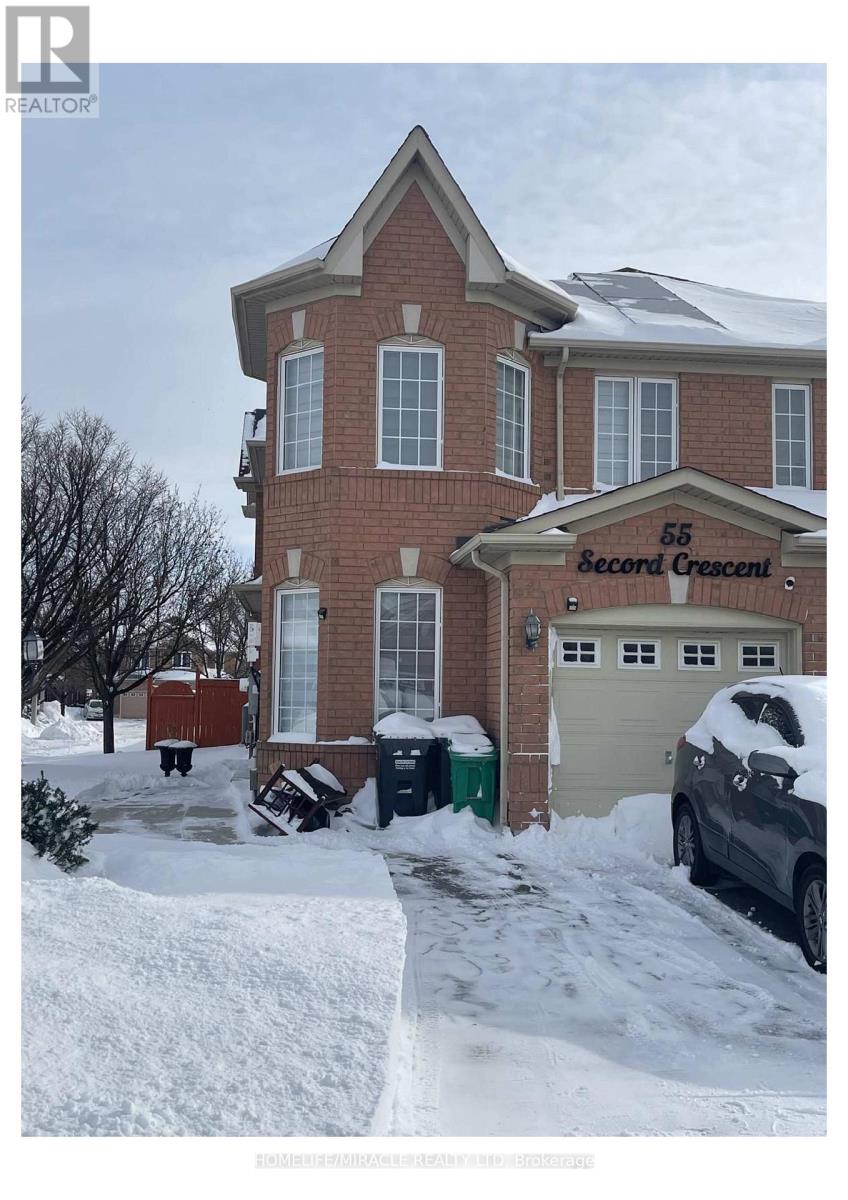 55 Secord Crescent, Brampton, Ontario  L6X 4Y8 - Photo 2 - W12734148