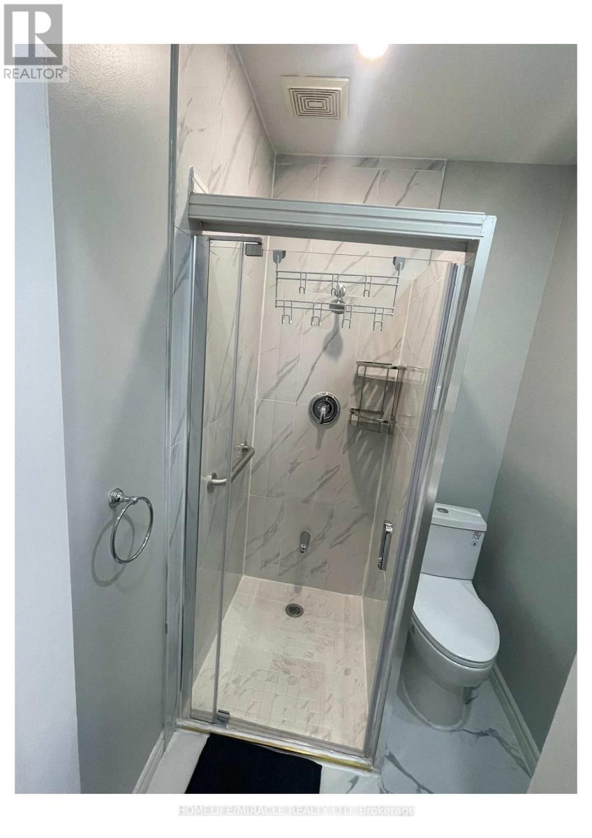 55 Secord Crescent, Brampton, Ontario  L6X 4Y8 - Photo 32 - W12734148