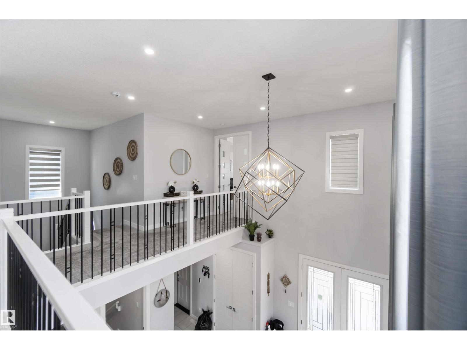 5732 Keeping Cr Sw, Edmonton, Alberta  T6W 4K4 - Photo 3 - E4471230