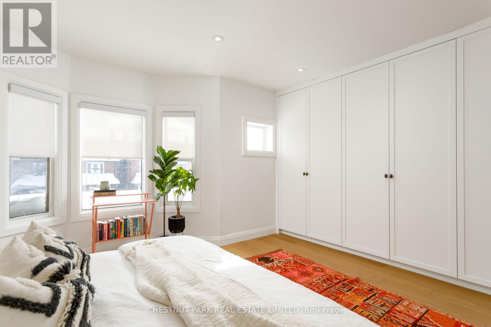 232 Ashworth Avenue, Toronto, Ontario  M6G 2A7 - Photo 26 - C12733360