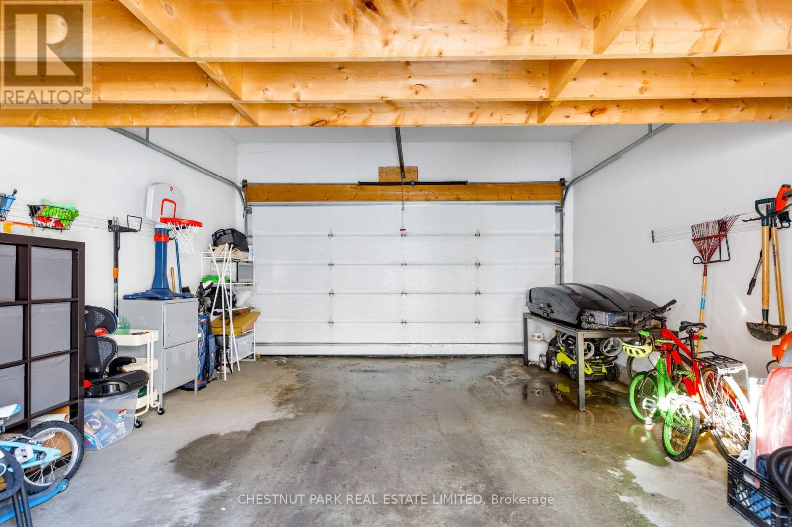 232 Ashworth Avenue, Toronto, Ontario  M6G 2A7 - Photo 21 - C12733360