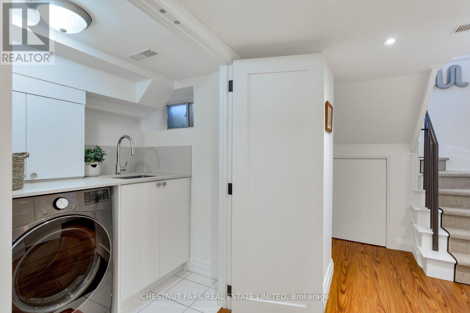 232 Ashworth Avenue, Toronto, Ontario  M6G 2A7 - Photo 36 - C12733360