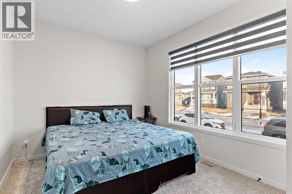 133 Chelsea Glen, Chestermere, Alberta  T1X 2P4 - Photo 5 - A2282078