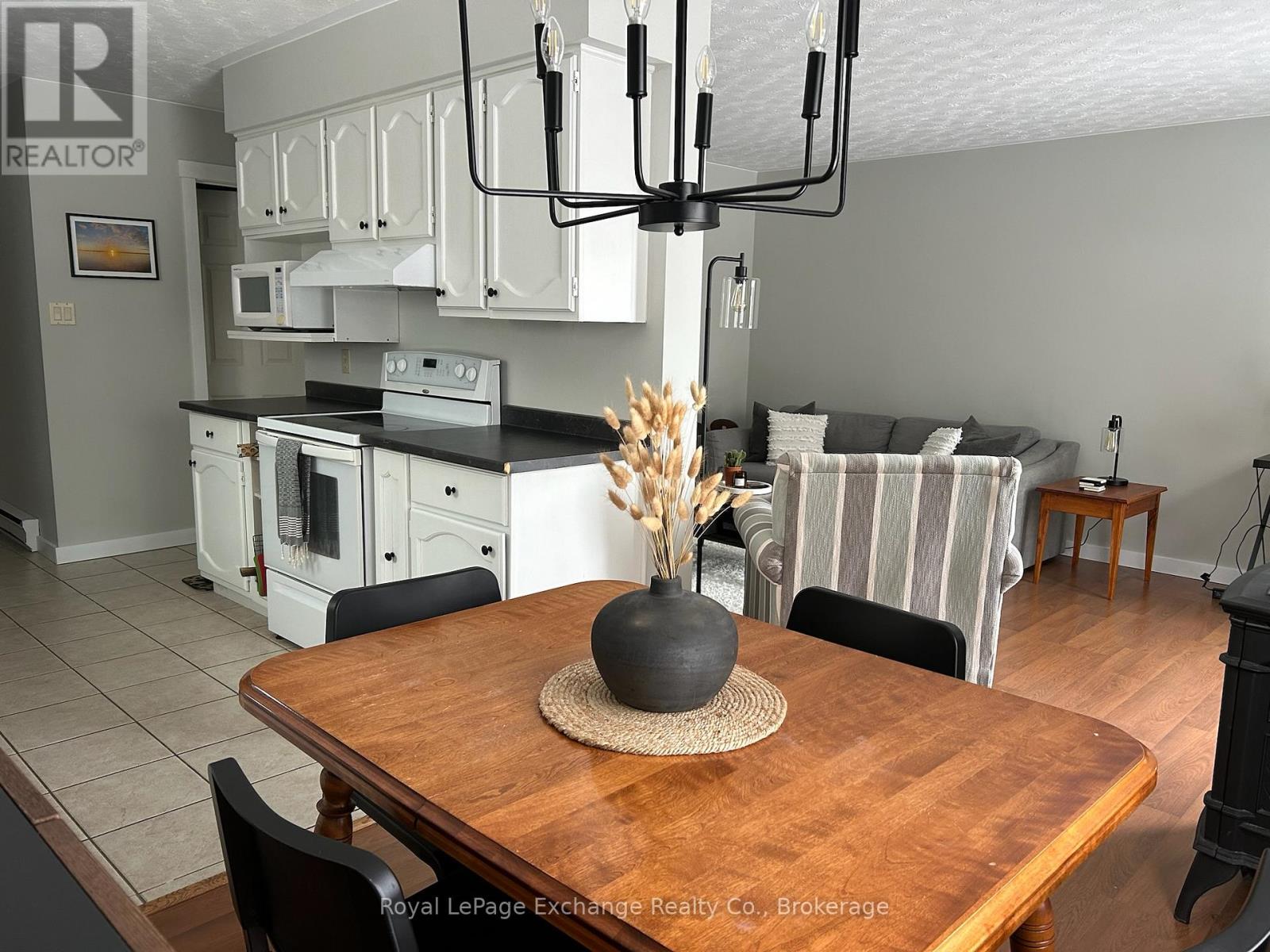 792 Mackendrick Drive N, Kincardine, Ontario  N2Z 3A5 - Photo 18 - X12734178