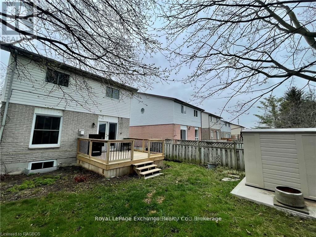 792 Mackendrick Drive N, Kincardine, Ontario  N2Z 3A5 - Photo 3 - X12734178