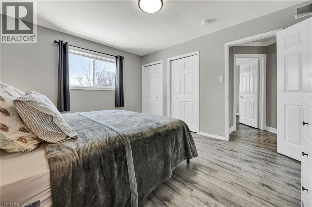 299 Erinbrook Drive, Kitchener, Ontario  N2E 3M2 - Photo 13 - 40793934