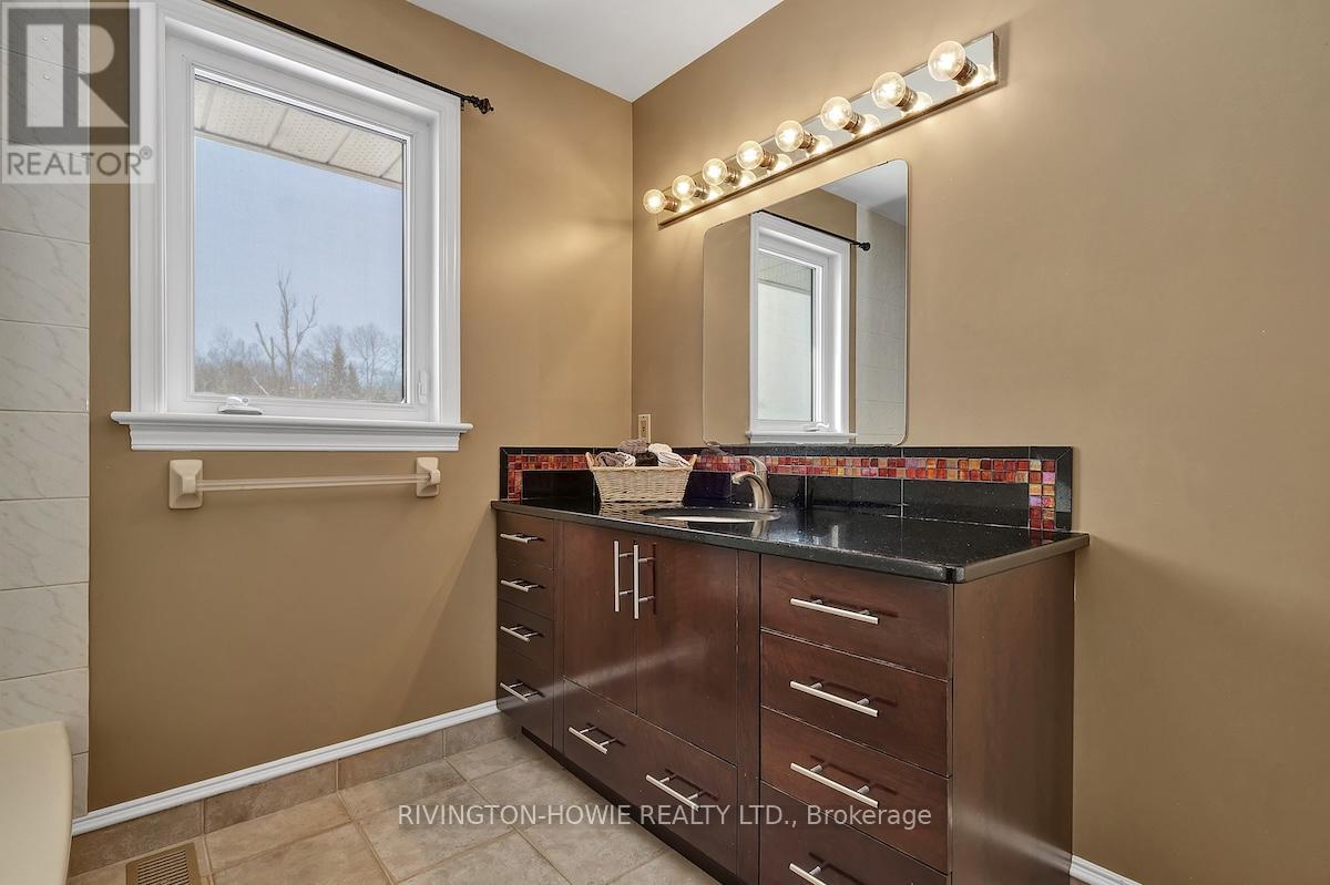 109 Huntley Manor Drive, Ottawa, Ontario K0A 1L0 - Photo 24 - X12734190